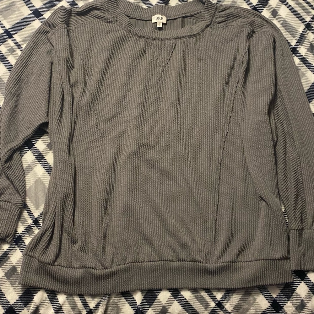 BKE blouse size Large, color thermal grey, white crow style